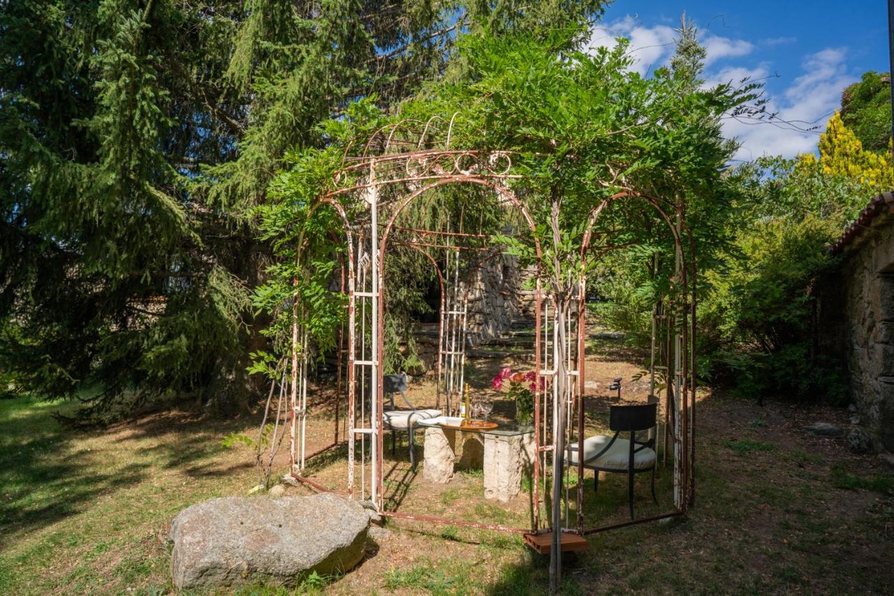 Posada Real La Casa De Arriba Navarredonda de Gredos Ruang foto