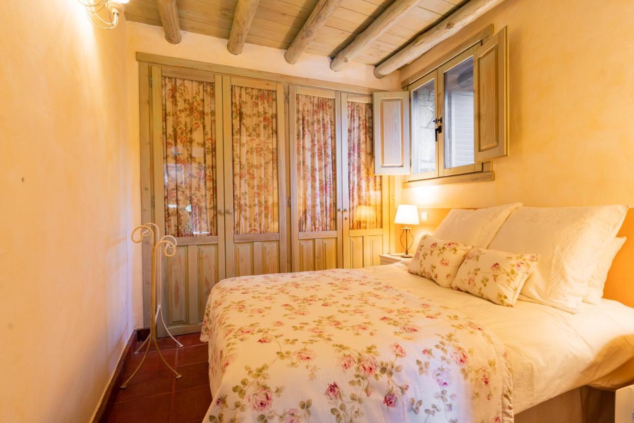 Posada Real La Casa De Arriba Navarredonda de Gredos Bagian luar foto