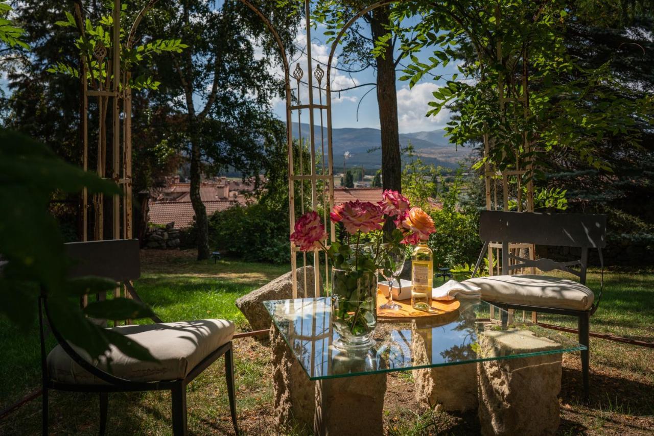 Posada Real La Casa De Arriba Navarredonda de Gredos Ruang foto