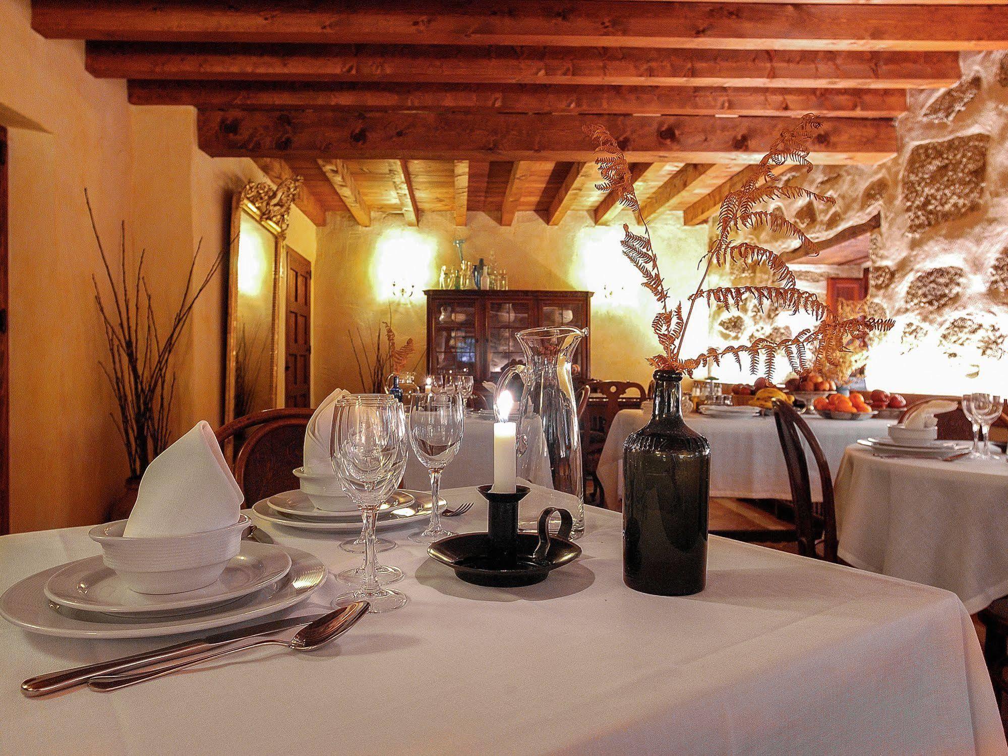 Posada Real La Casa De Arriba Navarredonda de Gredos Bagian luar foto