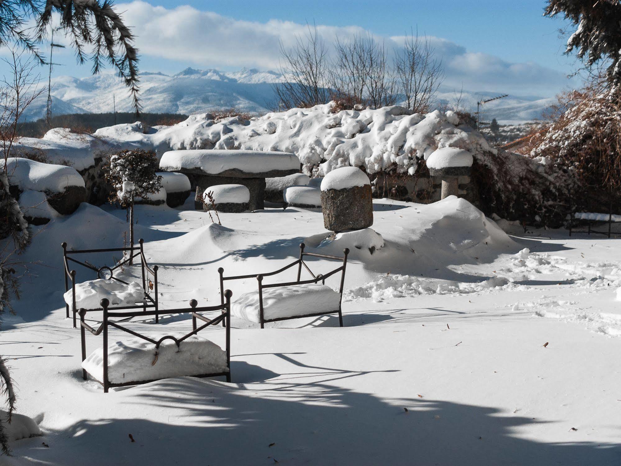 Posada Real La Casa De Arriba Navarredonda de Gredos Bagian luar foto
